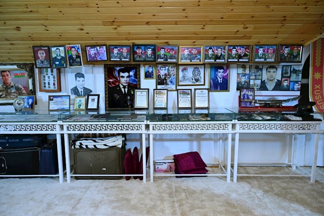 Prezidentin qızları Pəncəli Teymurovun evində — FOTOLAR Prezidentin qızları Pəncəli Teymurovun evində — FOTOLAR