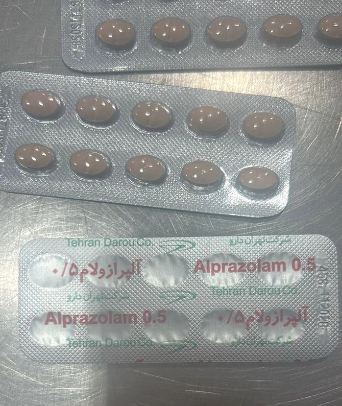 Təbrizdən Bakıya gətirilən minlərlə psixotrop tərkibli dərman gömrükdə ələ keçdi — FOTOLAR Təbrizdən Bakıya gətirilən minlərlə psixotrop tərkibli dərman gömrükdə ələ keçdi — FOTOLAR