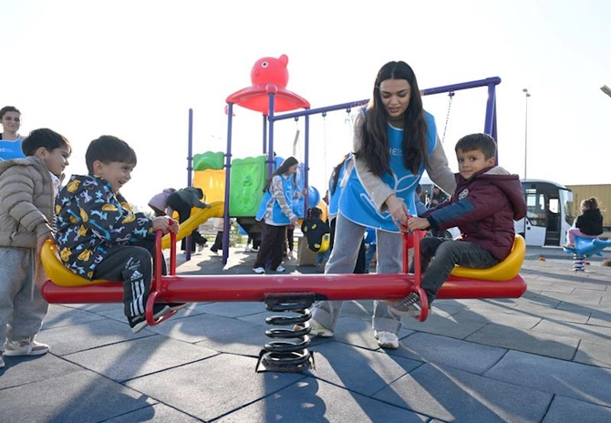 Leyla Əliyeva Qaradağda yeni parkın açılışında iştirak etdi — FOTOLAR Leyla Əliyeva Qaradağda yeni parkın açılışında iştirak etdi — FOTOLAR