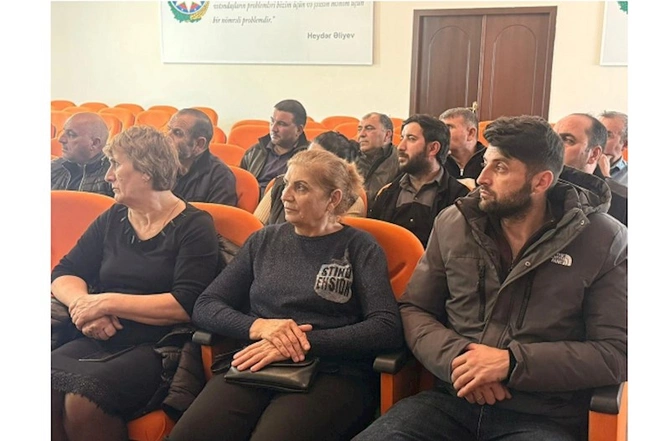 Məmmədbəyli və Xanabadn sakinləri mina təhlükəsi ilə bağlı maarifləndirilib — FOTOLAR Məmmədbəyli və Xanabadn sakinləri mina təhlükəsi ilə bağlı maarifləndirilib — FOTOLAR
