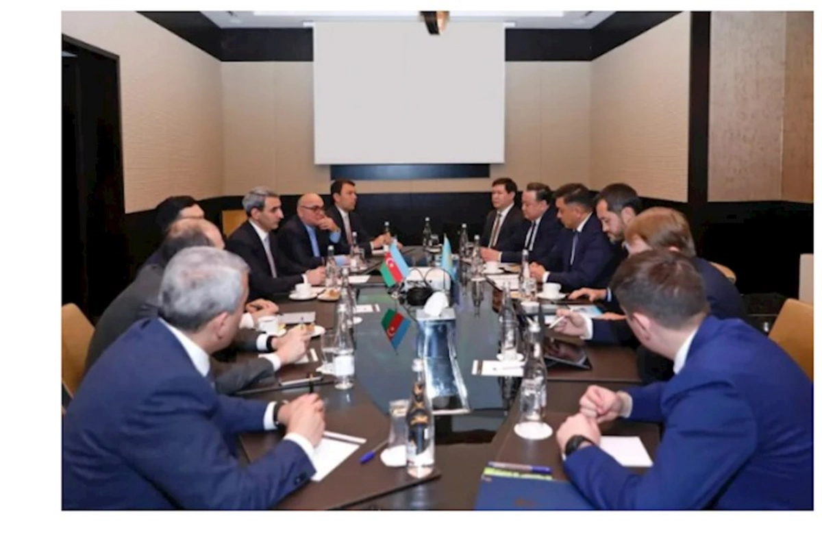 Azərbaycan və Qazaxıstan dəmir yolu sahəsində əməkdaşlığı genişləndirir — FOTO