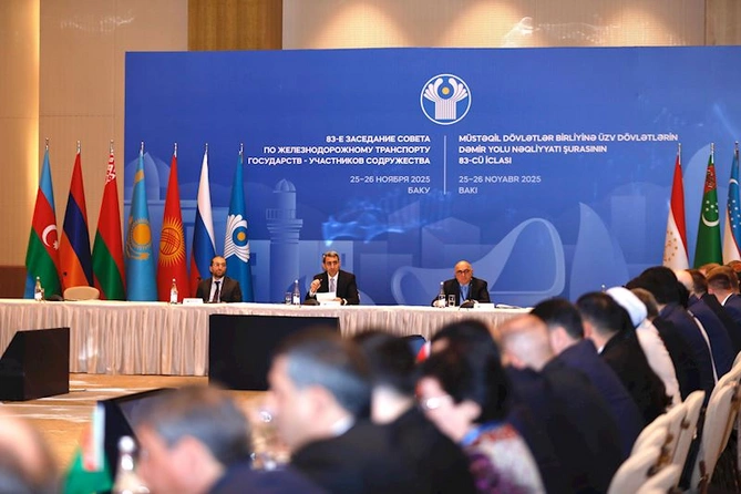 Bakıda MDB Dəmir Yolu Nəqliyyatı Şurasının 83-cü iclası işə başladı — FOTOLAR Bakıda MDB Dəmir Yolu Nəqliyyatı Şurasının 83-cü iclası işə başladı — FOTOLAR