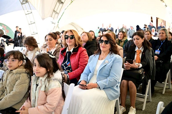 Kəlbəcər Şəhəri Günü tədbirləri tamaşa nümayişi ilə başlanıb — FOTOLAR (YENİLƏNİB)