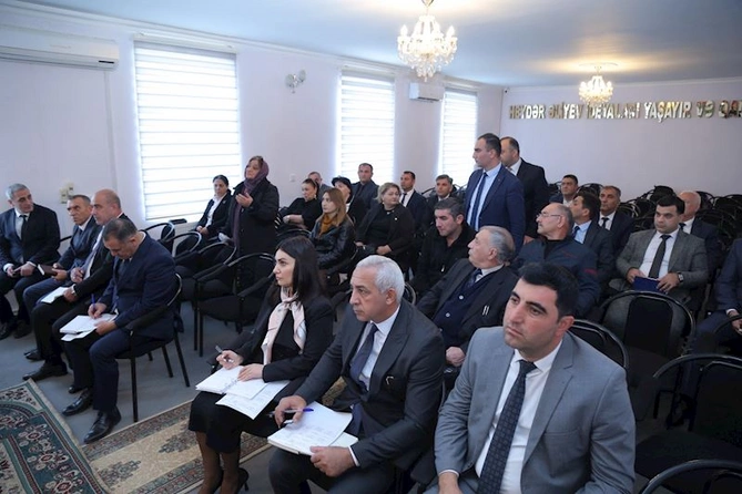 İcra başçısı növbəti vətəndaş qəbulu keçirdi — FOTOLAR