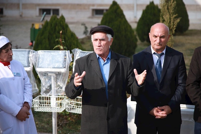 Şərur Rayon Mərkəzi Xəstəxanasına mühüm tibbi avadanlıqlar verilib — FOTOLAR Şərur Rayon Mərkəzi Xəstəxanasına mühüm tibbi avadanlıqlar verilib — FOTOLAR