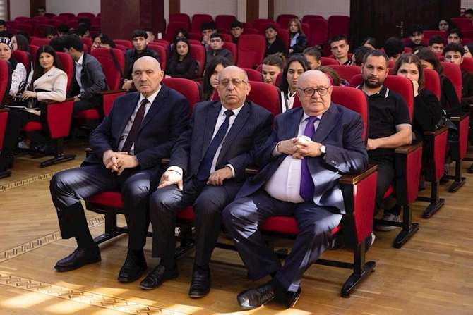 “AzerGold”un müşaviri Bakı Dövlət Universitetində təqdimatla çıxış etdi — FOTO