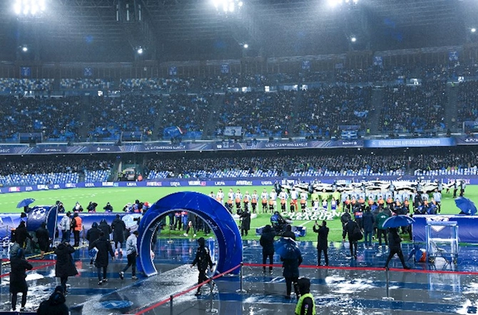 Nazir “Napoli” - “Qarabağ” oyununu stadiondan izlədi — FOTOLAR Nazir “Napoli” - “Qarabağ” oyununu stadiondan izlədi — FOTOLAR