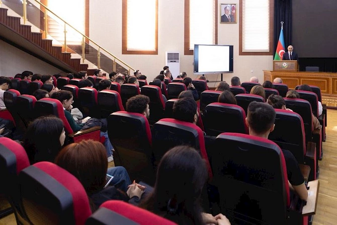 “AzerGold”un müşaviri Bakı Dövlət Universitetində təqdimatla çıxış etdi — FOTO