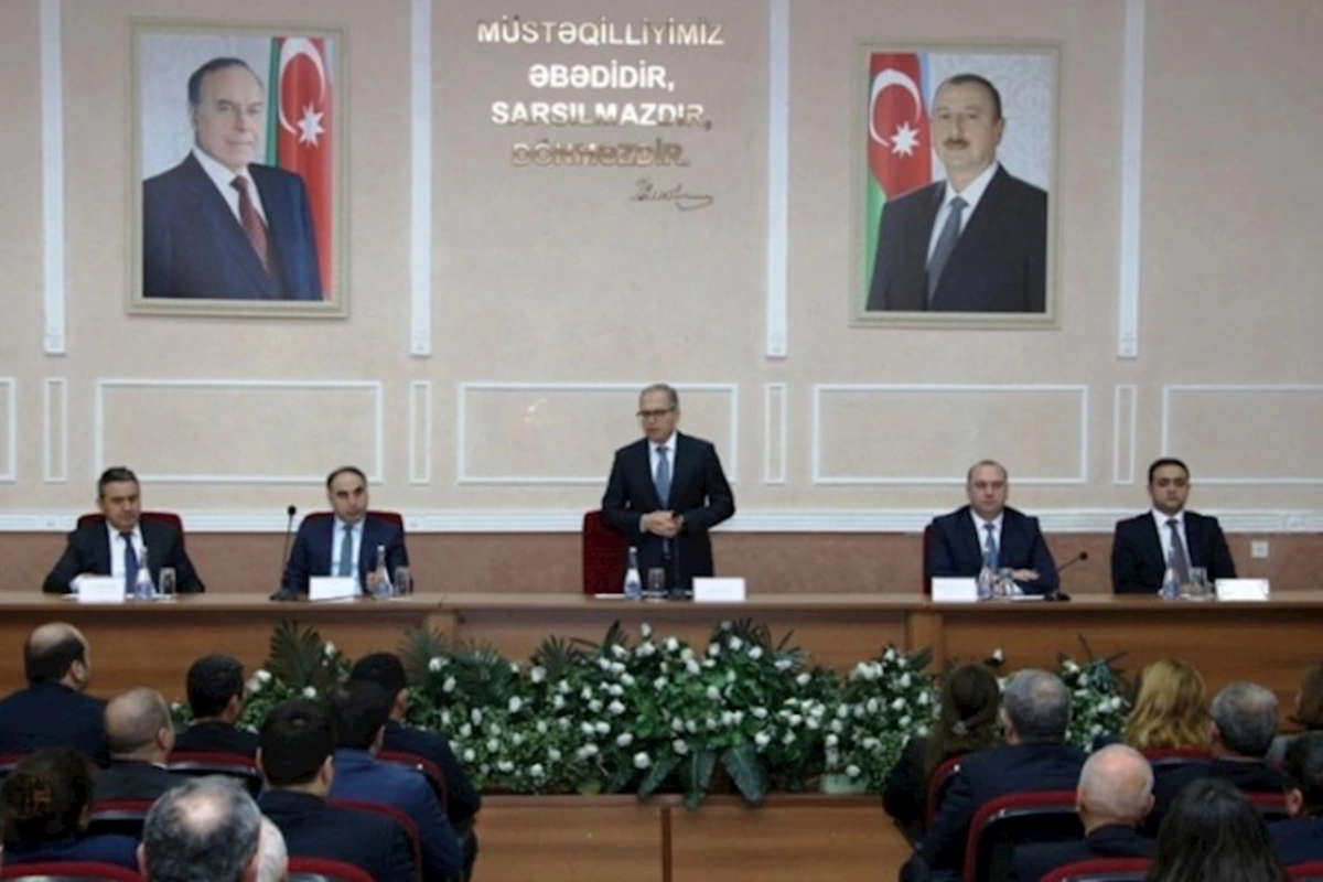 Qarlı havalara bağlı hər bir rayona cavabdeh şəxs təyin edildi — FOTOLAR