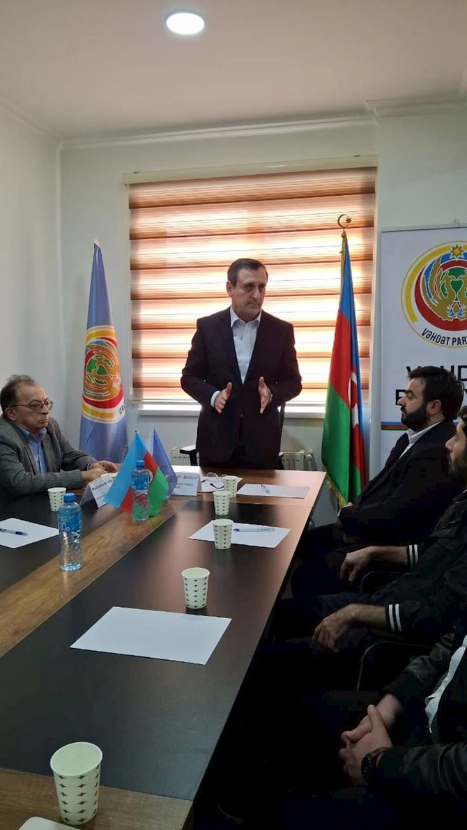 Adəm İsmayıl Bakuvi: “Gənclərin elmi düşüncəsi Vəhdət Partiyasının inkişafının əsas dayağıdır” — FOTOLAR