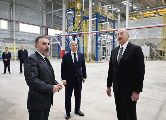 Prezident AZWOOL mineral daş yunu zavodunun açılışında iştirak etdi — FOTOLAR Prezident AZWOOL mineral daş yunu zavodunun açılışında iştirak etdi — FOTOLAR