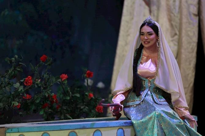 “Əsli və Kərəm” operası yeni Əsli ilə tamaşaçılara təqdim olundu — FOTOLAR