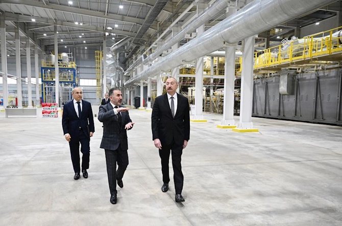 Prezident AZWOOL mineral daş yunu zavodunun açılışında iştirak etdi — FOTOLAR Prezident AZWOOL mineral daş yunu zavodunun açılışında iştirak etdi — FOTOLAR