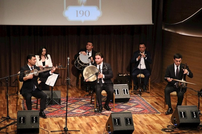 Beynəlxalq Muğam Mərkəzində Seyid Əzim Şirvaninin 190 illiyi qeyd olunub — FOTOLAR Beynəlxalq Muğam Mərkəzində Seyid Əzim Şirvaninin 190 illiyi qeyd olunub — FOTOLAR