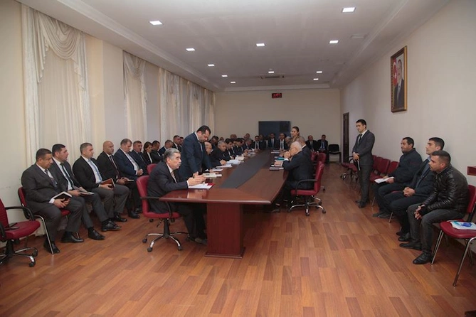 Rüstəm Xəlilov fərdi qəbulda vətəndaşların müraciətlərini dinlədi — FOTOLAR