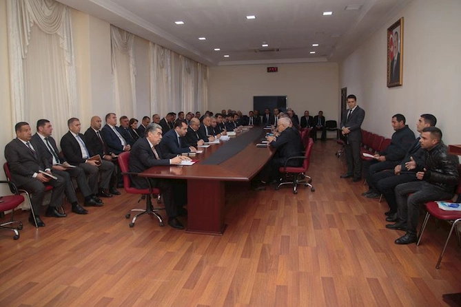 Rüstəm Xəlilov fərdi qəbulda vətəndaşların müraciətlərini dinlədi — FOTOLAR