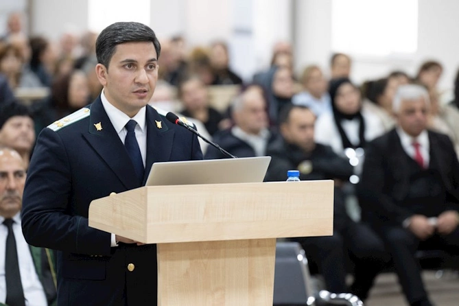 Arayikgilin məhkəməsində prokurorların çıxışı başladı — FOTOLAR