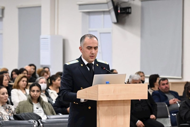 Arayikgilin məhkəməsində prokurorların çıxışı başladı — FOTOLAR