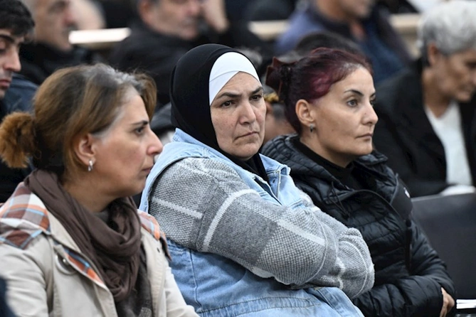 Arayikgilin məhkəməsində prokurorların çıxışı başladı — FOTOLAR