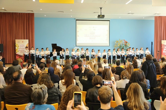 ADA ilə “Veysəloğlu”nun tərəfdaşlığı uğurla davam edir: Xeyriyyə məqsədli festival keçirildi — FOTOLAR ADA ilə “Veysəloğlu”nun tərəfdaşlığı uğurla davam edir: Xeyriyyə məqsədli festival keçirildi — FOTOLAR