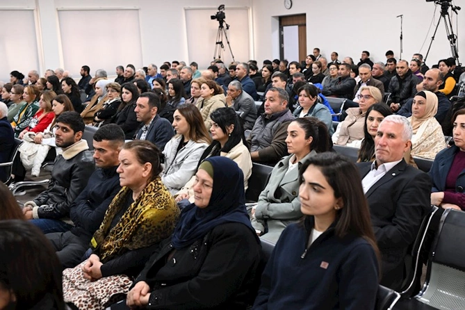 Arayikgilin məhkəməsində prokurorların çıxışı başladı — FOTOLAR
