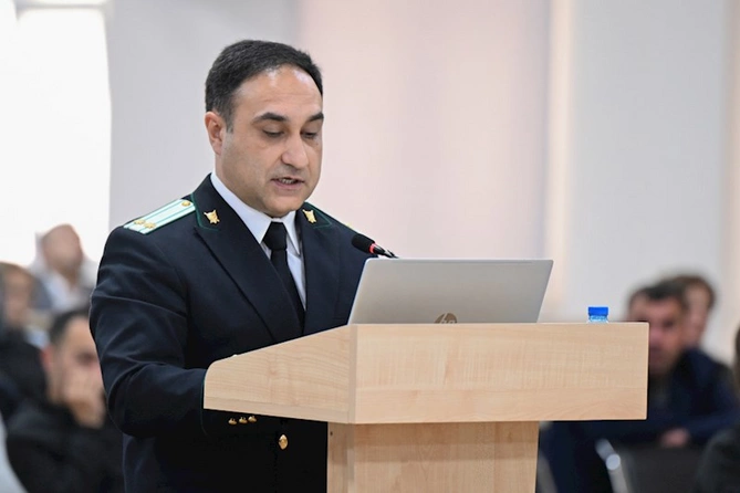 Arayikgilin məhkəməsində prokurorların çıxışı başladı — FOTOLAR