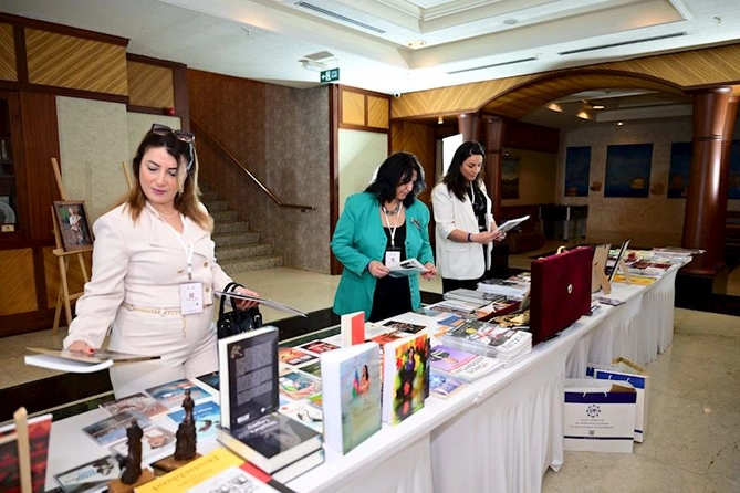 Antalyada Azərbaycan Mədəniyyət Elçilərinin I Forumunun açılışı keçirilib — FOTOLAR Antalyada Azərbaycan Mədəniyyət Elçilərinin I Forumunun açılışı keçirilib — FOTOLAR