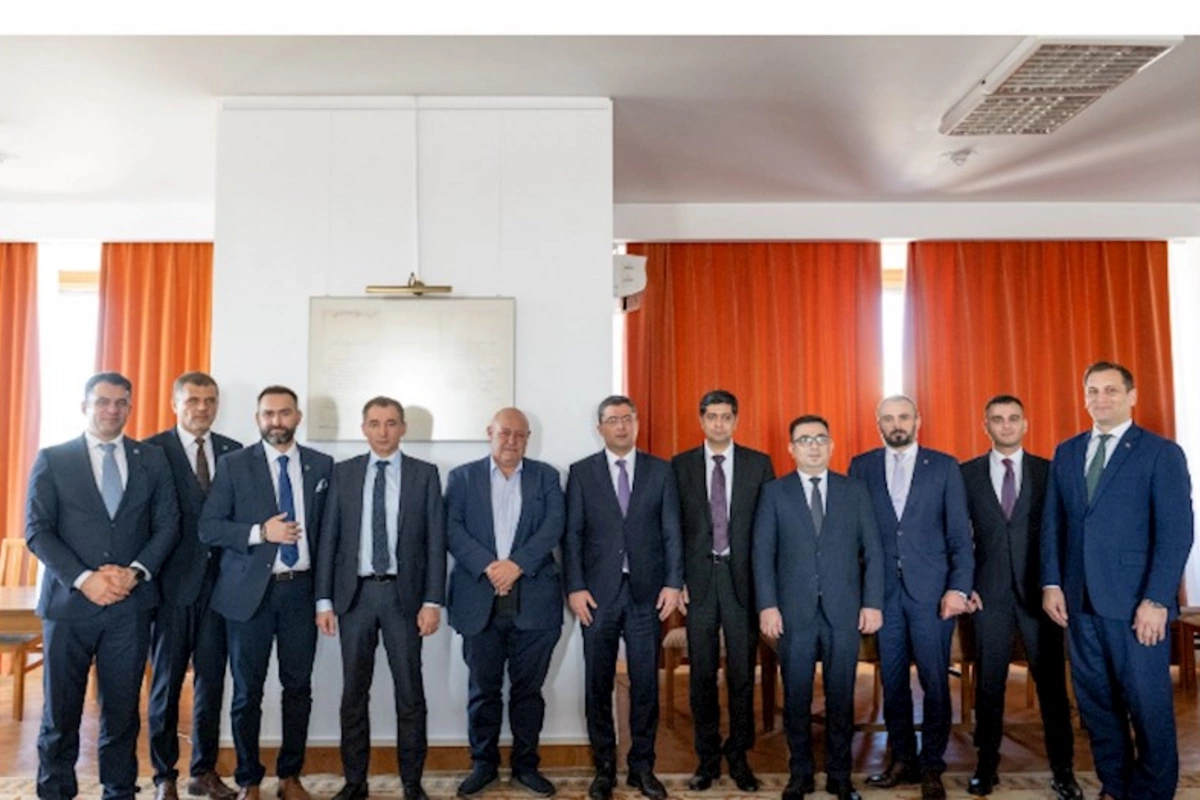 Azərbaycan nümayəndə heyətinin Rumıniya Senatında görüşü keçirilib — FOTOLAR
