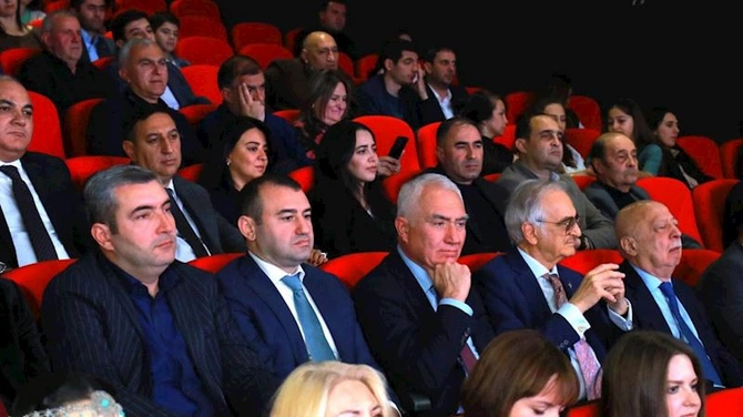 Laçında Qara Qarayev adına Azərbaycan Dövlət Kamera Orkestrinin konserti olub — FOTOLAR Laçında Qara Qarayev adına Azərbaycan Dövlət Kamera Orkestrinin konserti olub — FOTOLAR