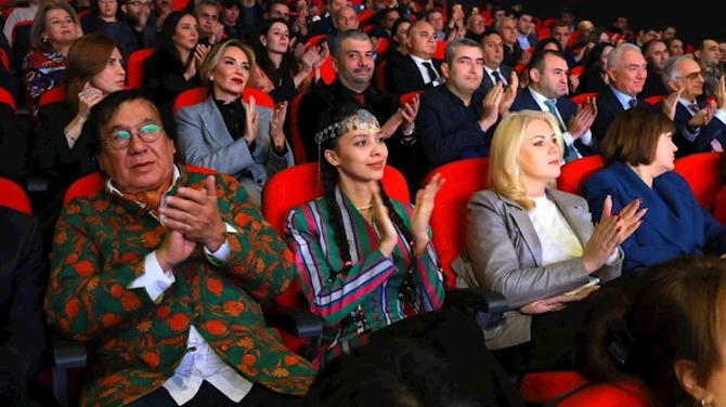 Laçında Qara Qarayev adına Azərbaycan Dövlət Kamera Orkestrinin konserti olub — FOTOLAR Laçında Qara Qarayev adına Azərbaycan Dövlət Kamera Orkestrinin konserti olub — FOTOLAR