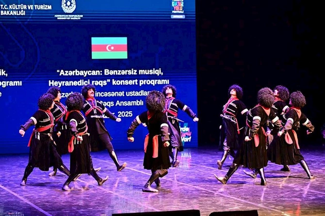 Azərbaycan incəsənət nümayəndələrinin Antalyada konsert proqramı keçirildi — FOTOLAR