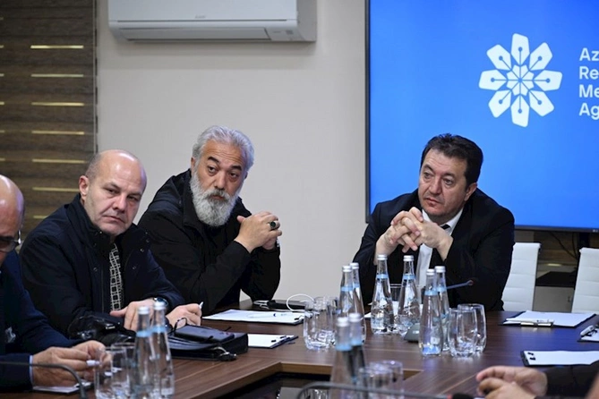 MEDİA-da türkiyəli jurnalistlərlə görüş keçirildi — FOTOLAR MEDİA-da türkiyəli jurnalistlərlə görüş keçirildi — FOTOLAR