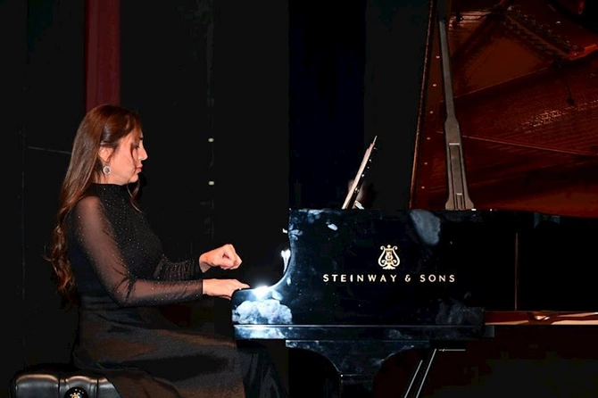 Azərbaycan incəsənət nümayəndələrinin Antalyada konsert proqramı keçirildi — FOTOLAR
