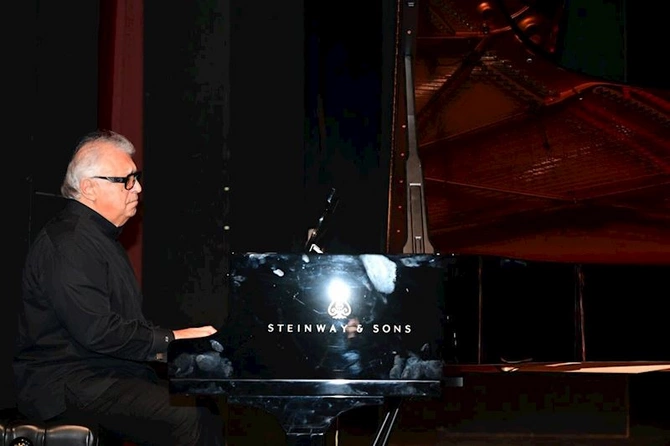 Azərbaycan incəsənət nümayəndələrinin Antalyada konsert proqramı keçirildi — FOTOLAR
