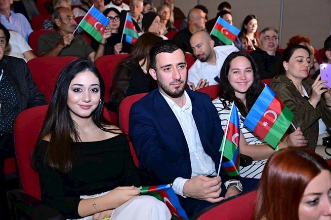Azərbaycan incəsənət nümayəndələrinin Antalyada konsert proqramı keçirildi — FOTOLAR