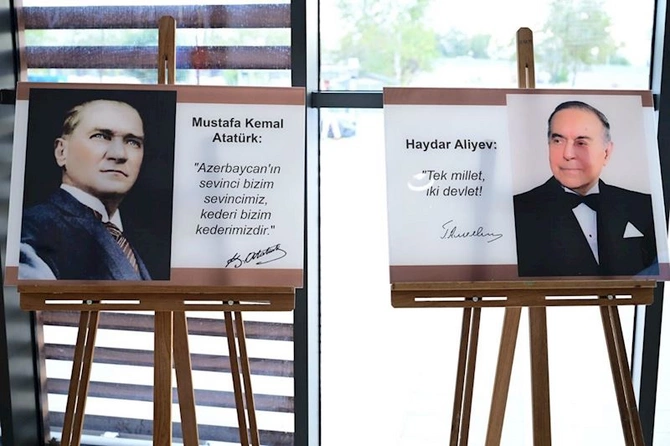 Antalya Kitabxanasında Azərbaycan bölməsinin açılışı oldu — FOTOLAR