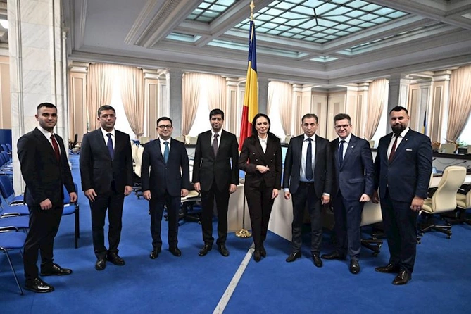 Azərbaycan nümayəndə heyəti Rumıniya Parlamentinin Deputatlar Palatasında olub — FOTOLAR Azərbaycan nümayəndə heyəti Rumıniya Parlamentinin Deputatlar Palatasında olub — FOTOLAR