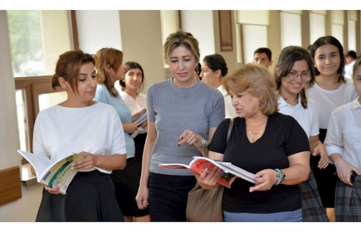 Yeni QAYDA — Müəllimlər dərs bitsə də, məktəbdə olacaqlar