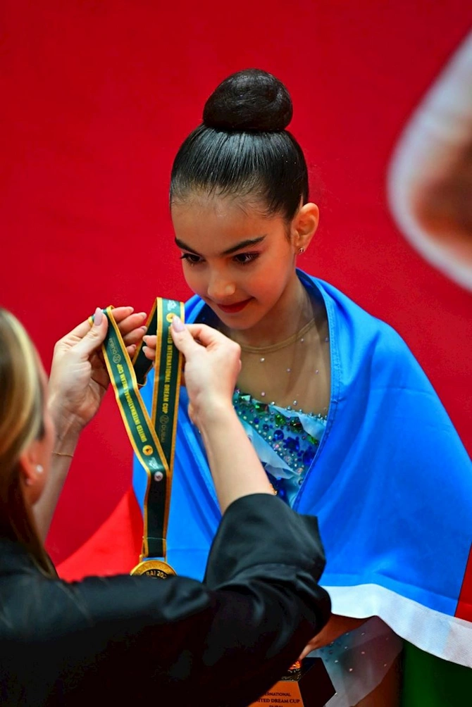 ProSport Gimnastika Klubunun yetirmələri Dubayda keçirilən beynəlxalq turnirdə uğur qazanıblar — FOTOLAR