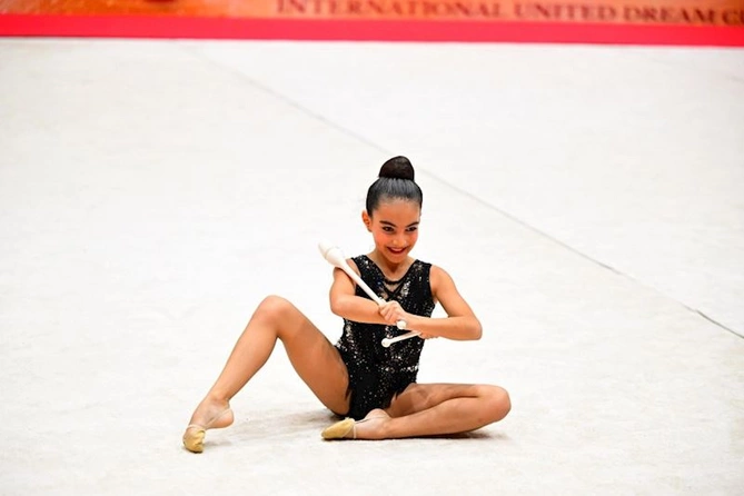 ProSport Gimnastika Klubunun yetirmələri Dubayda keçirilən beynəlxalq turnirdə uğur qazanıblar — FOTOLAR