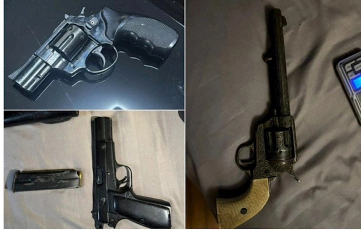 Ermənistanda polis reydləri: Onlarla insan saxlanılıb
