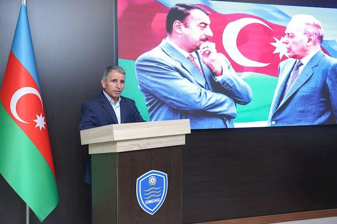 Dövlət Xidmətində Zəfər Gününün 5 illiyi münasibətilə görüş keçirildi — FOTOLAR