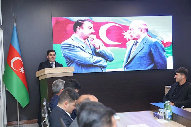 Dövlət Xidmətində Zəfər Gününün 5 illiyi münasibətilə görüş keçirildi — FOTOLAR