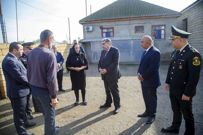 İcra başçısı şəhidlərin ailələrini ziyarət edir — FOTOLAR