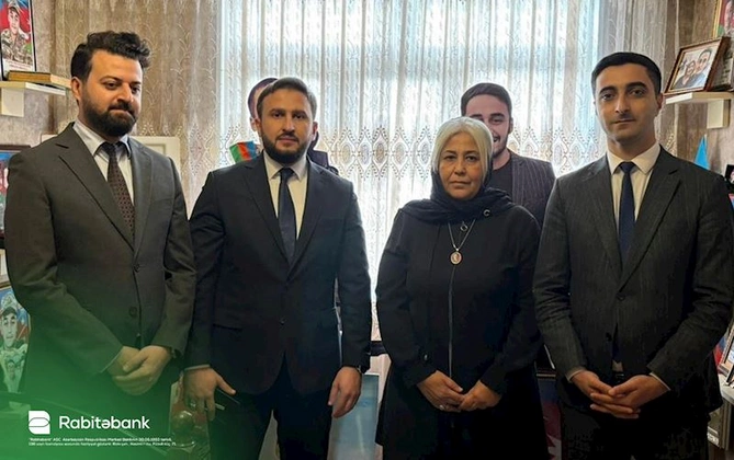 Rabitəbank Zəfər Günü ərəfəsində şəhid ailələrini ziyarət etdi — FOTOLAR Rabitəbank Zəfər Günü ərəfəsində şəhid ailələrini ziyarət etdi — FOTOLAR