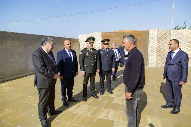 İcra başçısı şəhidlərin ailələrini ziyarət edir — FOTOLAR