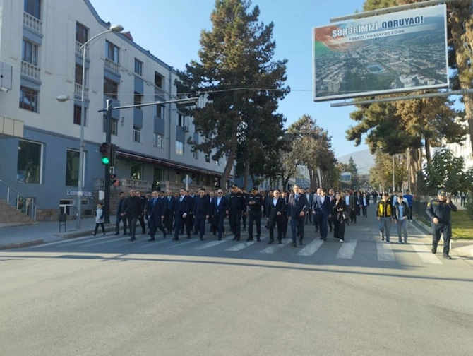 Xankəndidə hərbçilərin yürüşü keçirilir — FOTOLAR Xankəndidə hərbçilərin yürüşü keçirilir — FOTOLAR