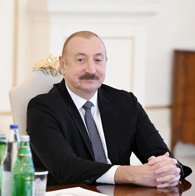 Prezident NATO nümayəndə heyətini qəbul etdi — FOTOLAR Prezident NATO nümayəndə heyətini qəbul etdi — FOTOLAR