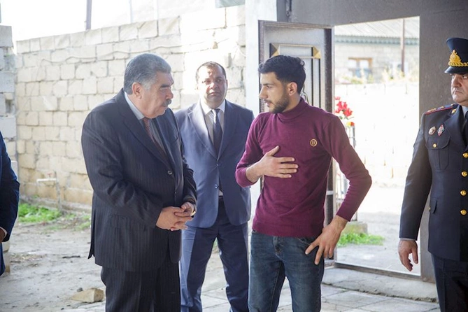 İcra başçısı şəhidlərin ailələrini ziyarət edir — FOTOLAR