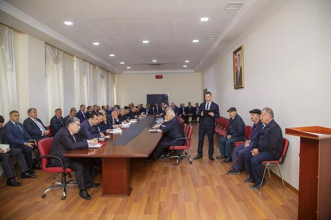 Rüstəm Xəlilov növbəti vətəndaş qəbulu keçirdi — FOTOLAR